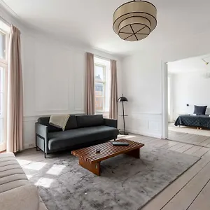 Chic Apartment In Vibrant Area By Copenhagen Canals Copenhagen